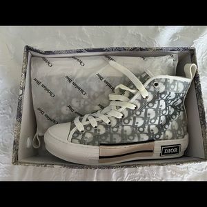 Dior Oblique Hightop Sneakers